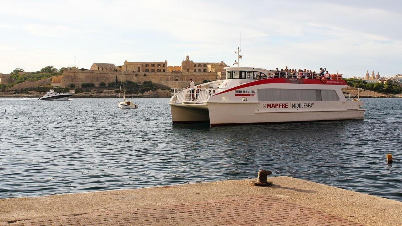 Luxury Apartment With Valletta And Harbour Views Sliema Exterior foto