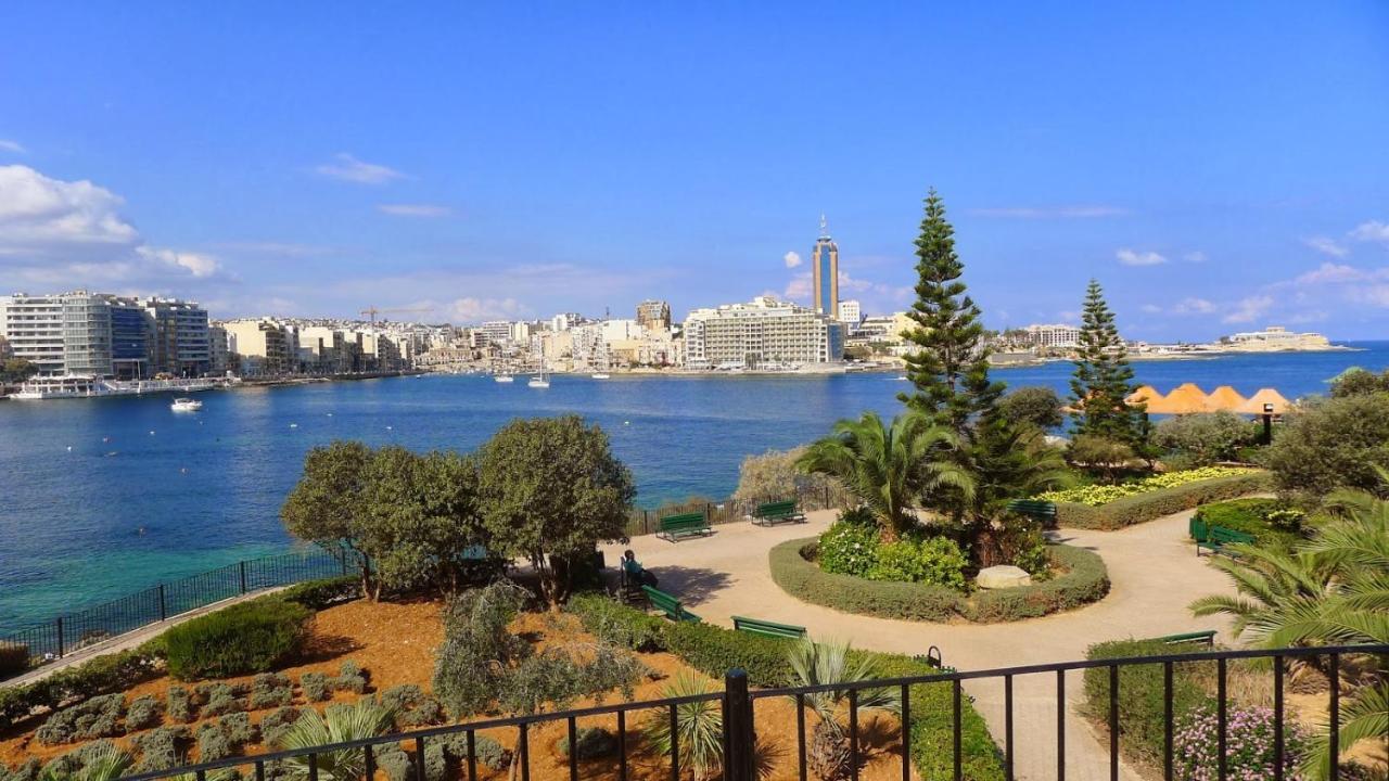 Luxury Apartment With Valletta And Harbour Views Sliema Exterior foto