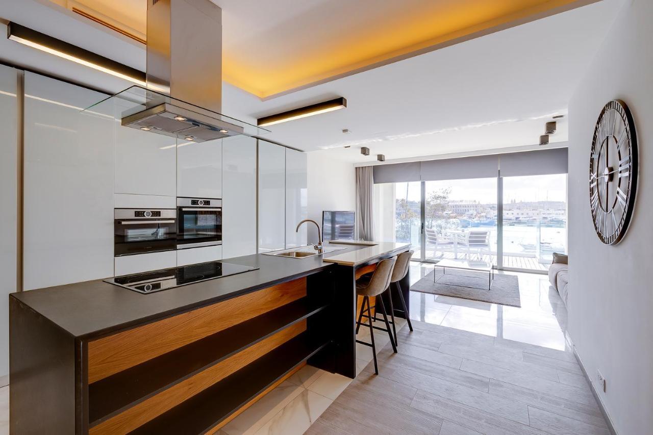 Luxury Apartment With Valletta And Harbour Views Sliema Exterior foto